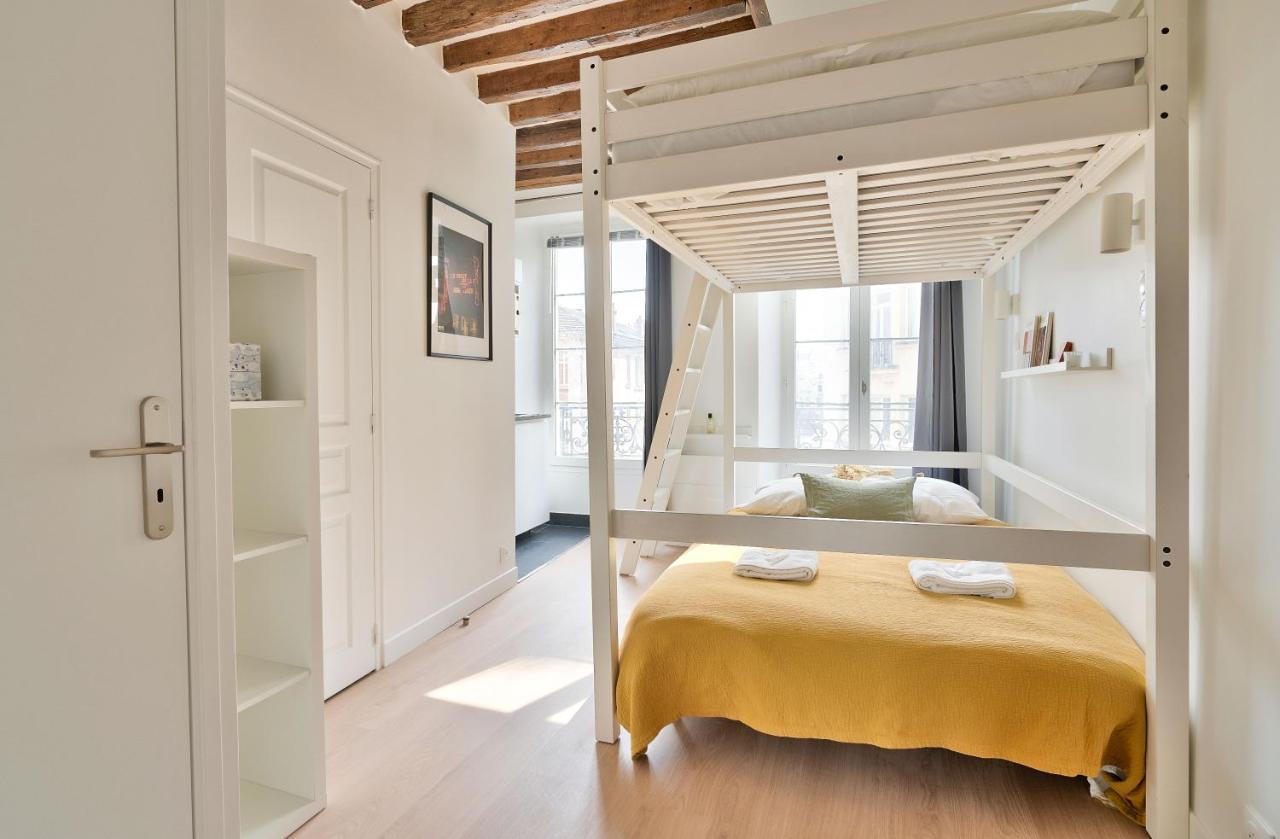 New Mezzanine In The Heart Of * Parigi