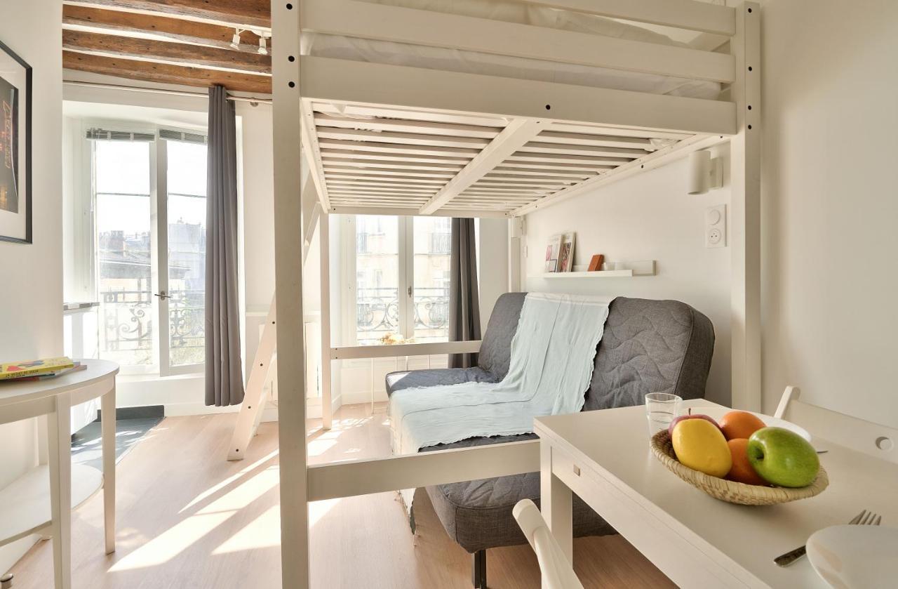 New Mezzanine In The Heart Of * Parigi
